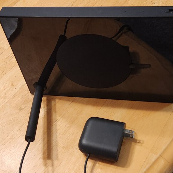 Portal Black 10" from Facebook. Smart, Hands-Free Video Calling with Alexa Built - Picture 5 of 12